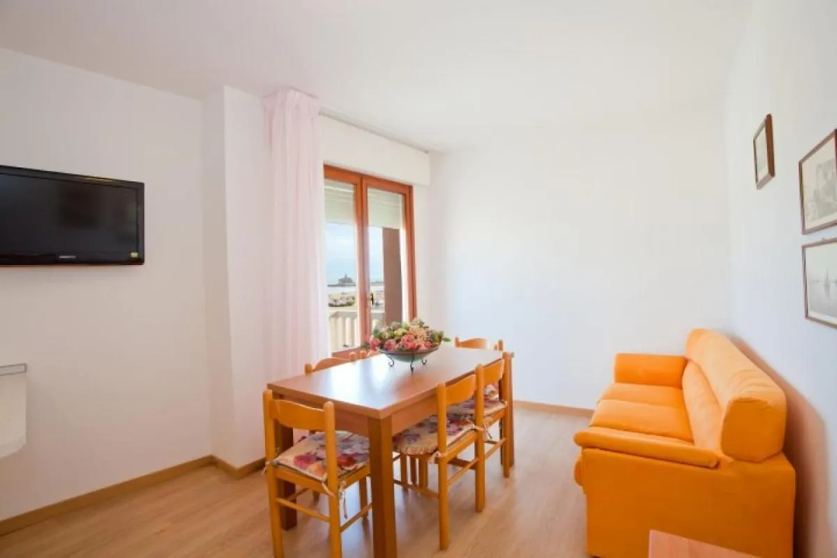 Casa Rizzante - Agenzia Arcobaleno Apartment Caorle