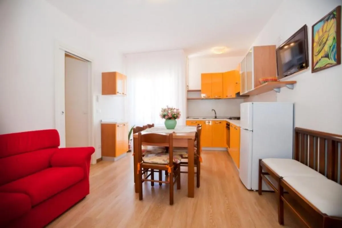 Casa Rizzante - Agenzia Arcobaleno Apartment Caorle