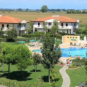  Apartment Lecci Lido Altanea