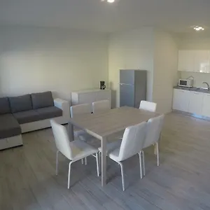 New Alfieri - Agenzia Cocal Apartmán